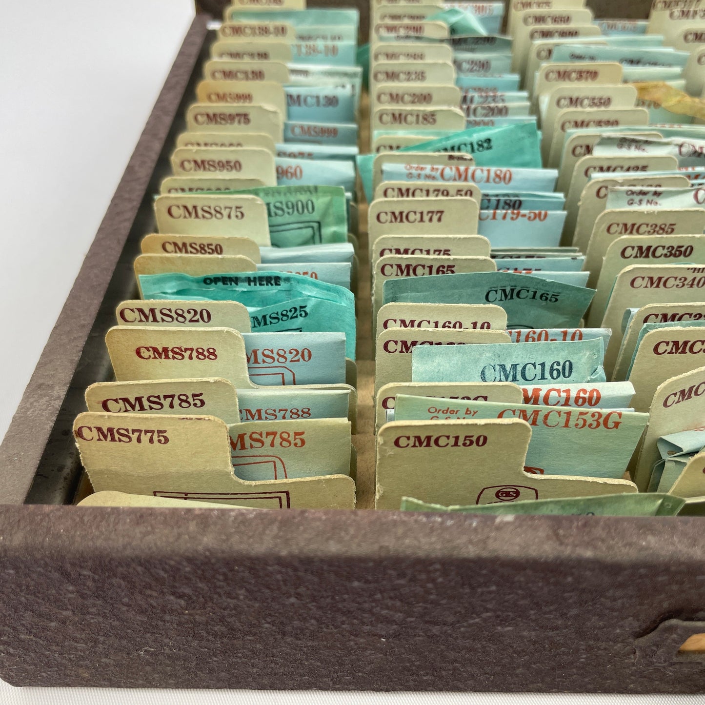 Apr Lot 73- NOS G-S Fancy MS MC MQ MF MW MR MN Wristwatch Crystal Tray