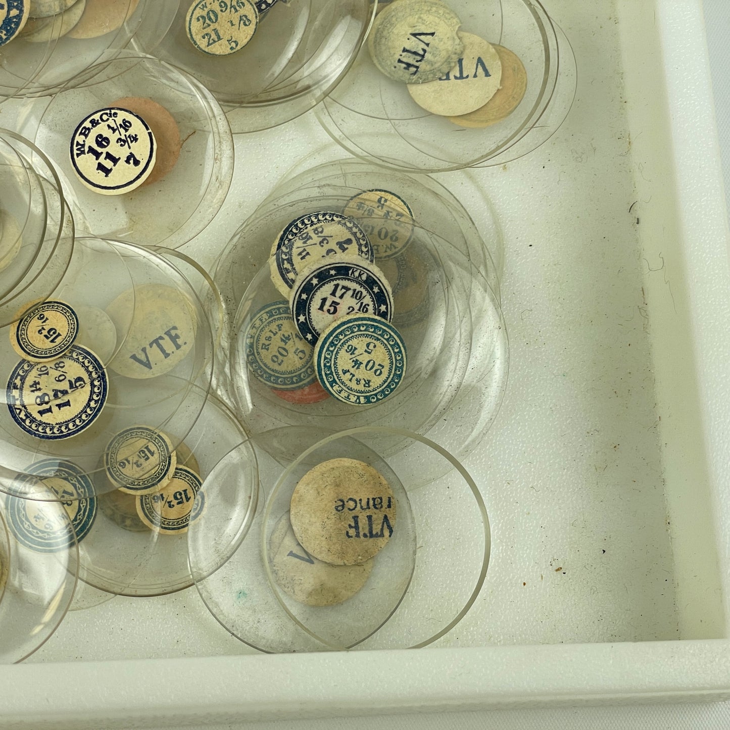Apr Lot 127- Assortment of 200 Pocket Watch Glass Crystals