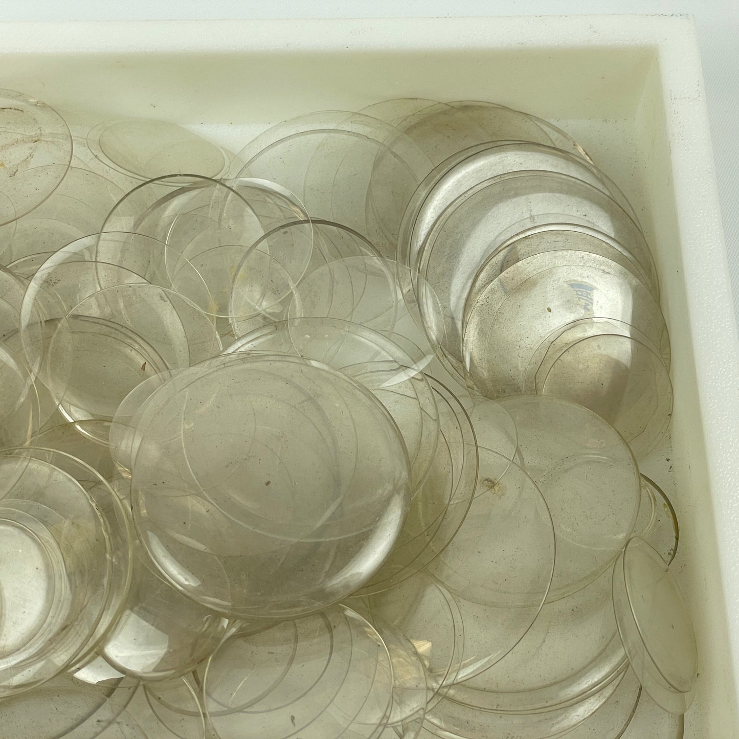 Apr Lot 29- Watchmaker’s Large Assortment of 500 Lapel & Pocket Watch Glass Crystals