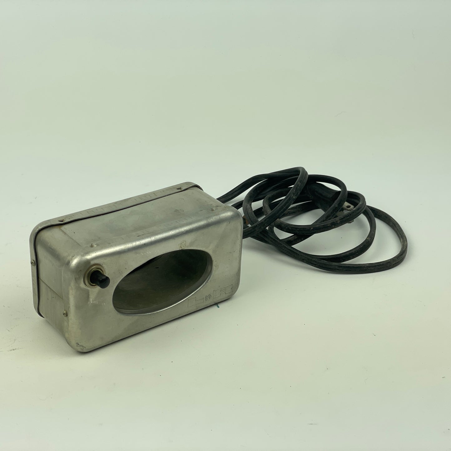 Lot 5- Watchmaker’s L & R Demagnetizer