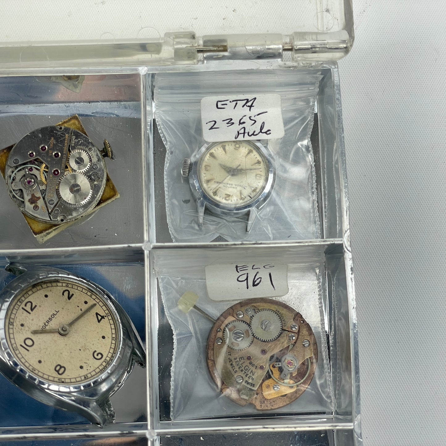 Lot 102- Swiss Assortment of Wristwatch Movements