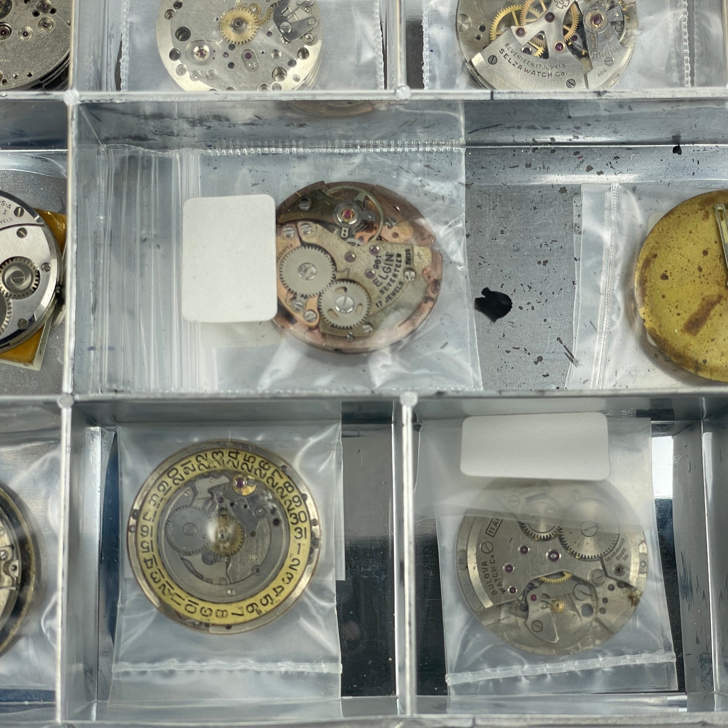 Lot 102- Swiss Assortment of Wristwatch Movements