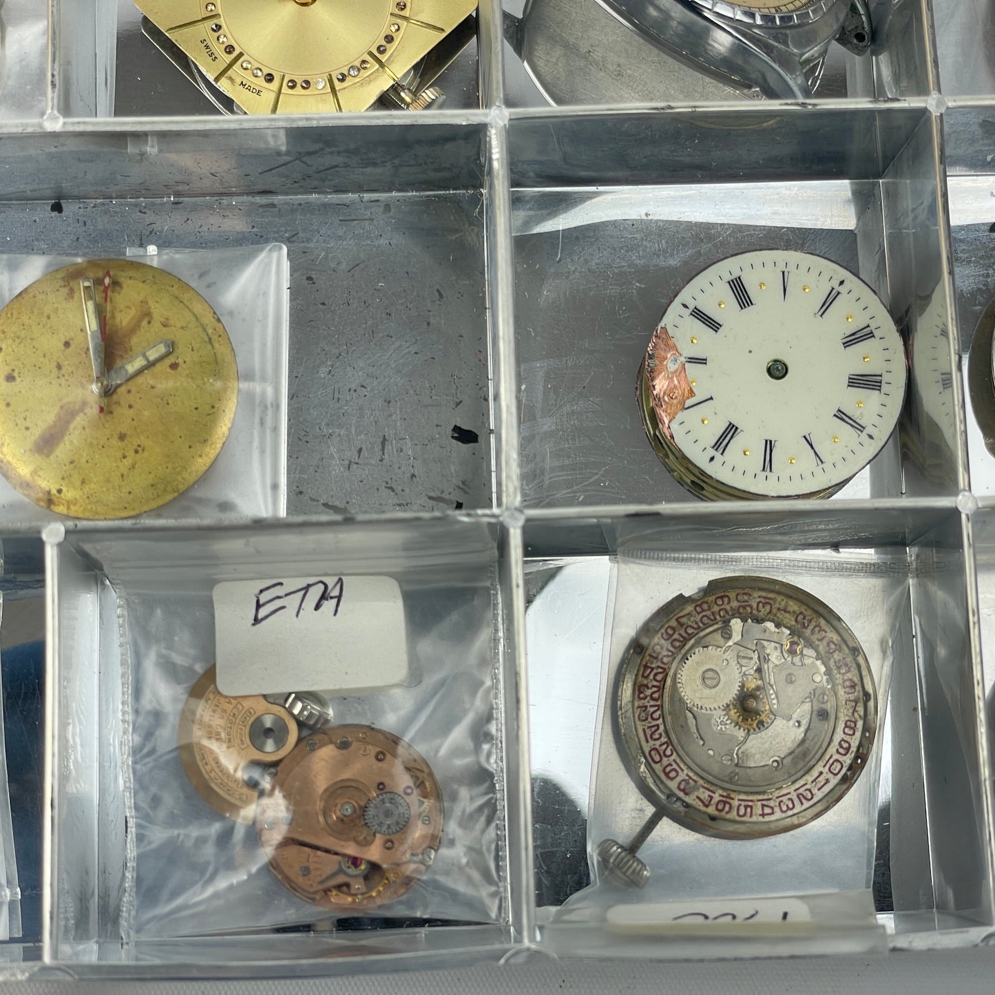 Lot 102- Swiss Assortment of Wristwatch Movements