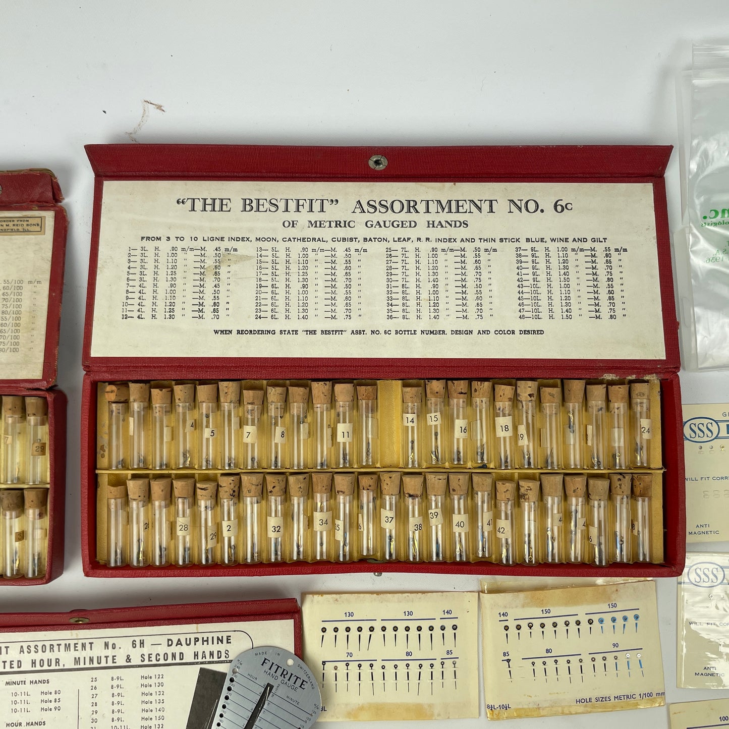 Lot 63 - NOS Hands & Crowns Assortment