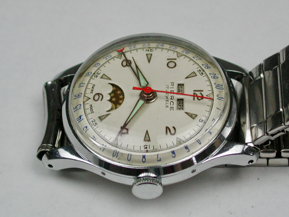 Pierce Men’s Triple Date Moonphase Men’s S/S Wristwatch