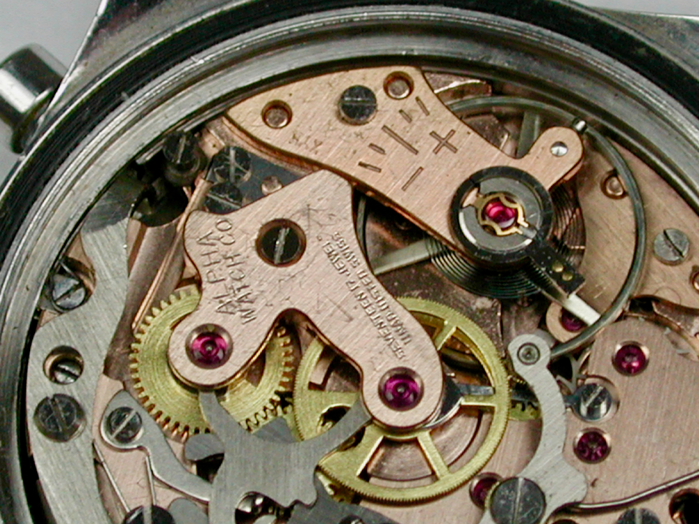 Valjoux Model 92 Men’s Chronograph Wristwatch with Moveable Bezel