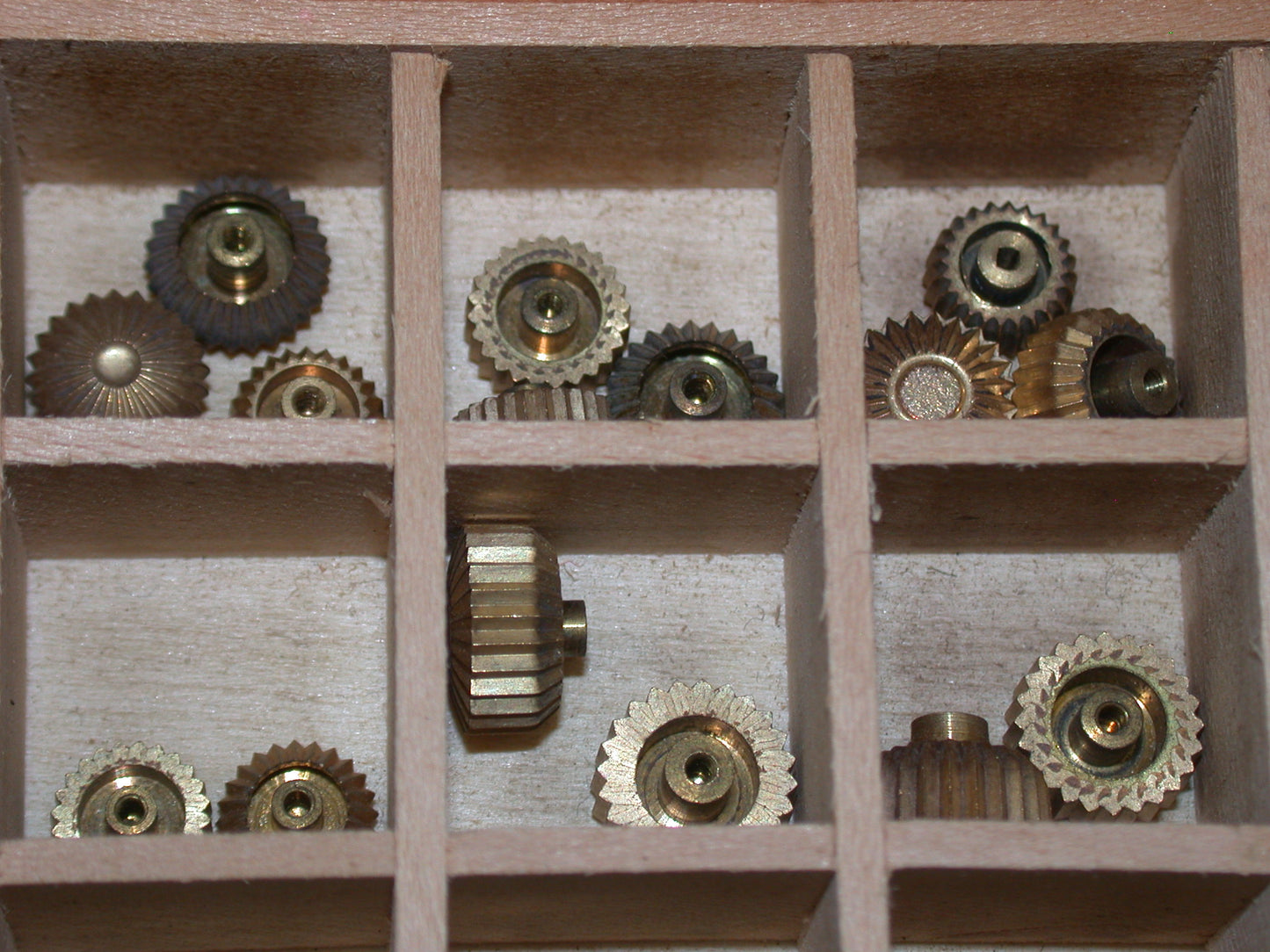 Bergeon Swiss Assortment of NOS 17 to 24 Ligne Yellow NOS Pocket Watch Crowns