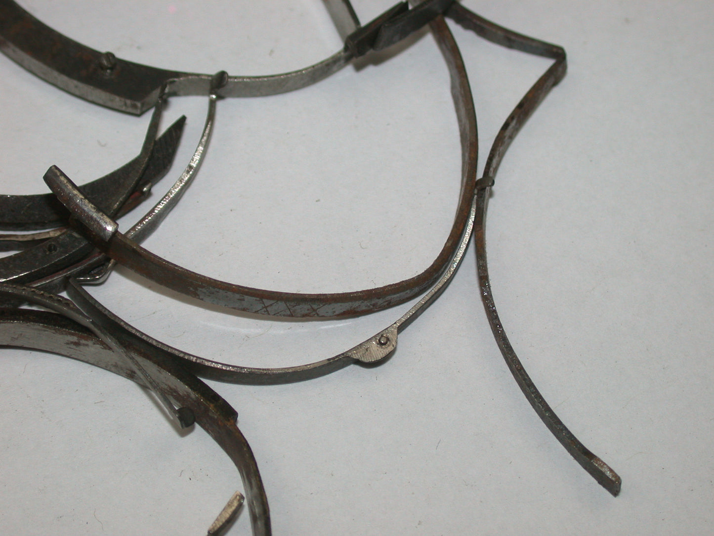 Lot 21- Watchmaker’s & Casemaker’s Hunting Lift & Lock Springs