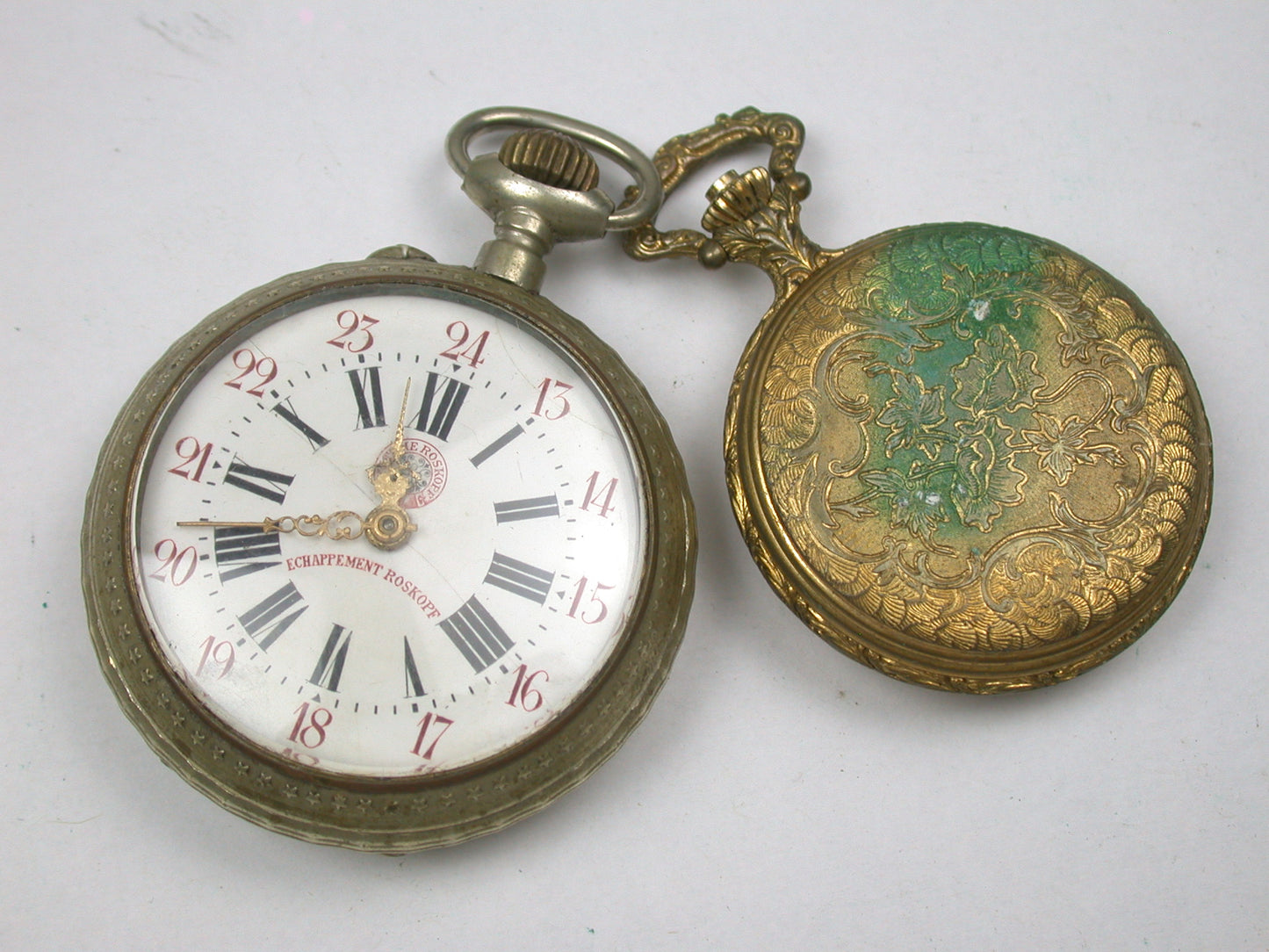 Lot 28- Large Selection of Non-running Pocket Watches & Cases