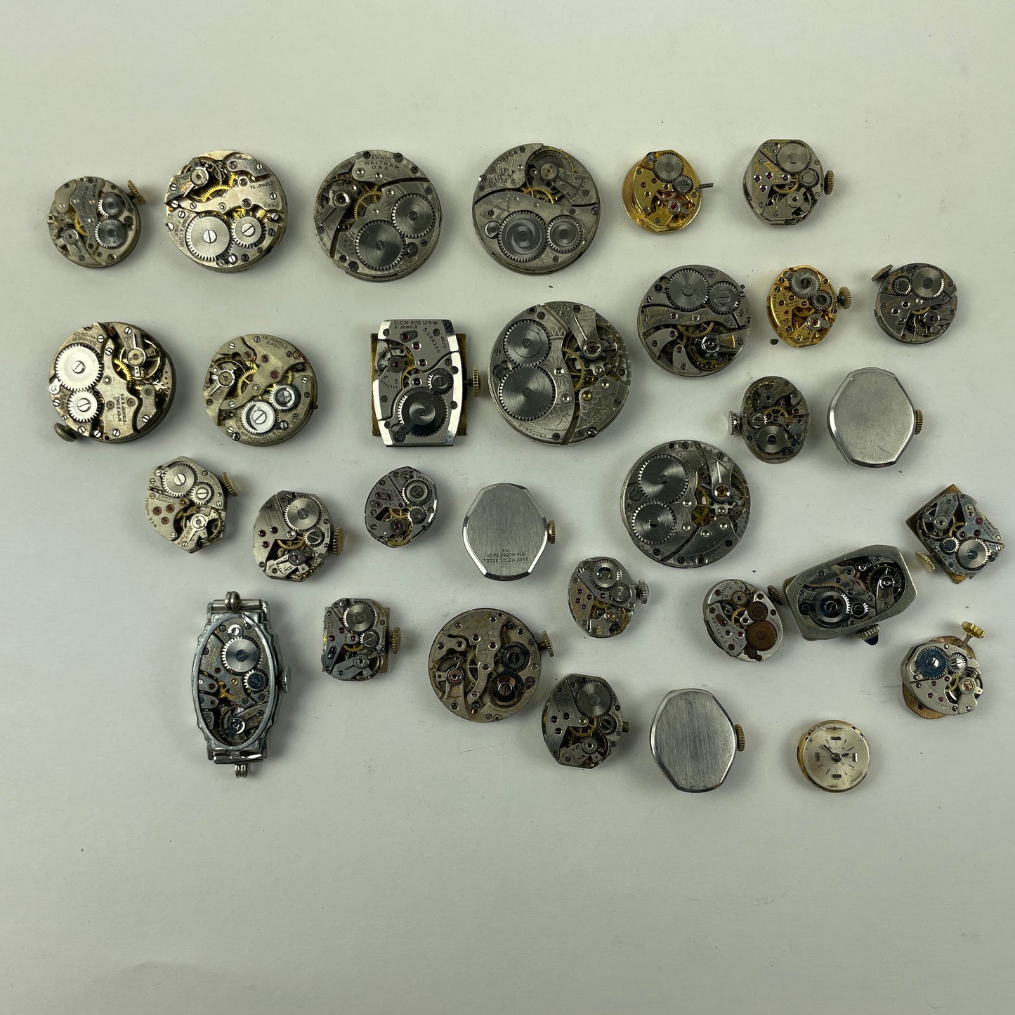 May Lot 88- Vintage American & Swiss Watch Movements