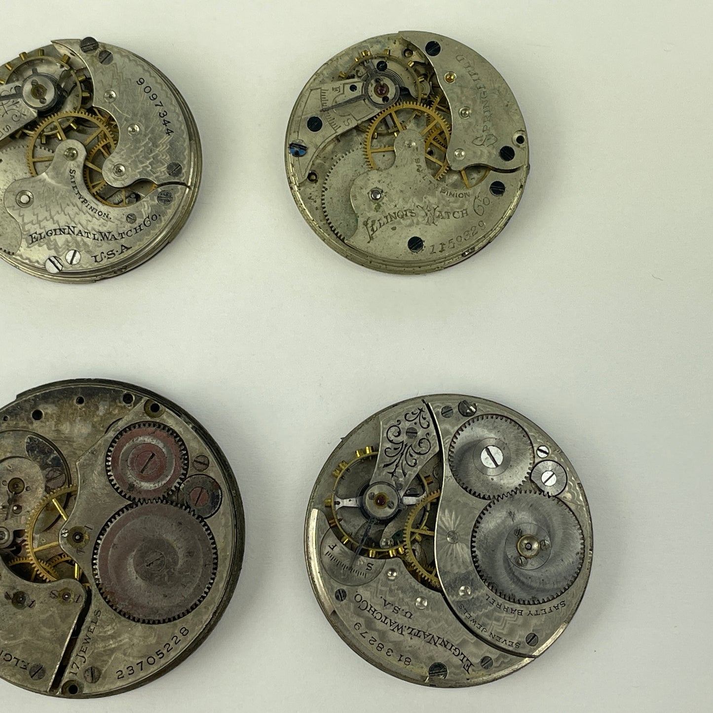 Lot 20- Elgin & Illinois Pocket Watch Movements