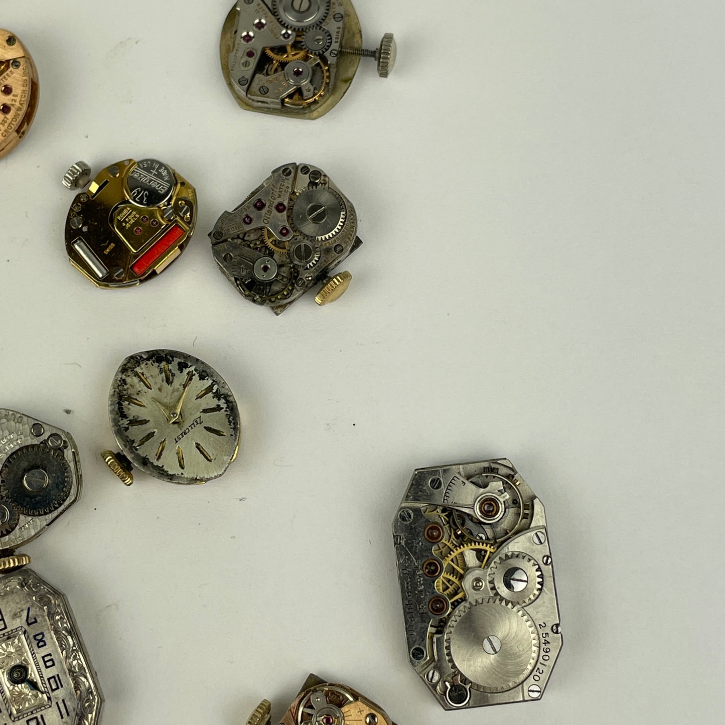 Lot 50- Ladies Vintage Mechanical Wristwatch Movements (32)