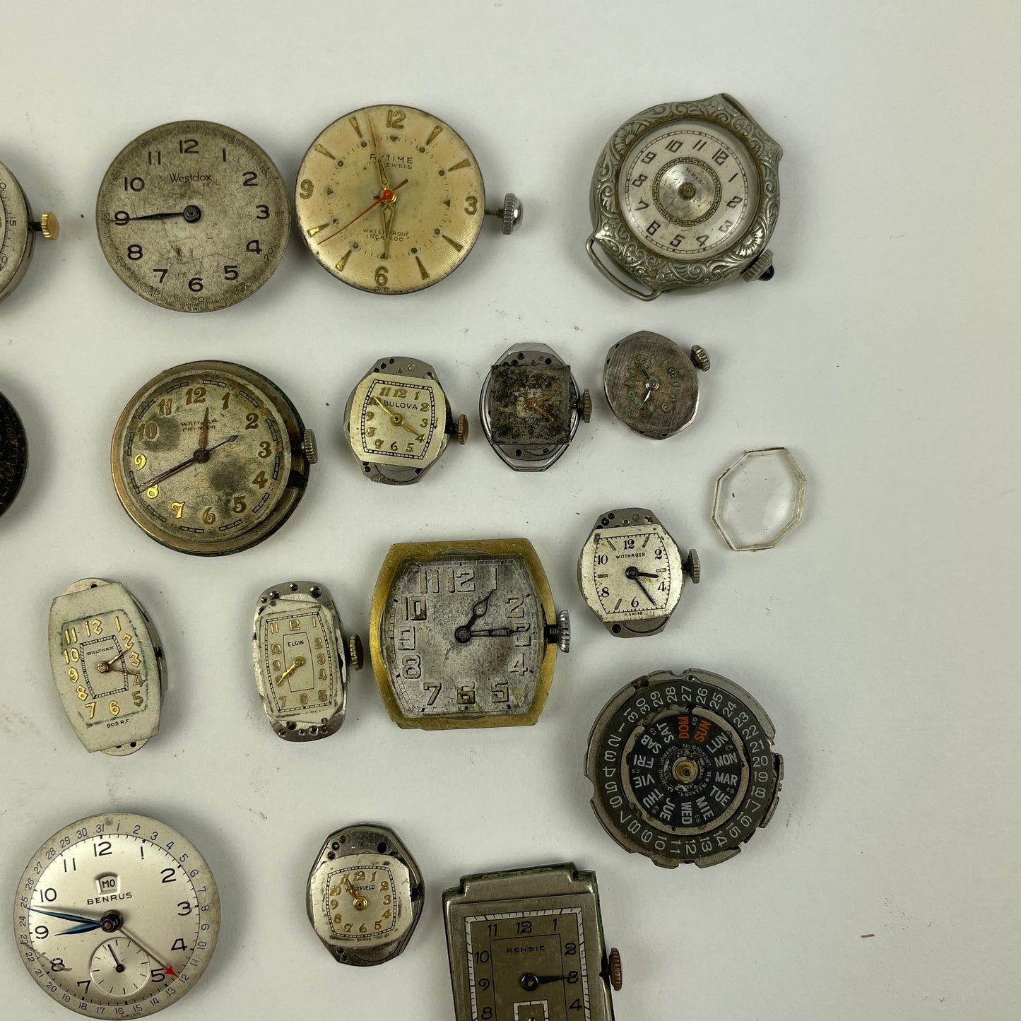 Oct Lot 73- Men’s and Ladies Wristwatch Movement Assortment