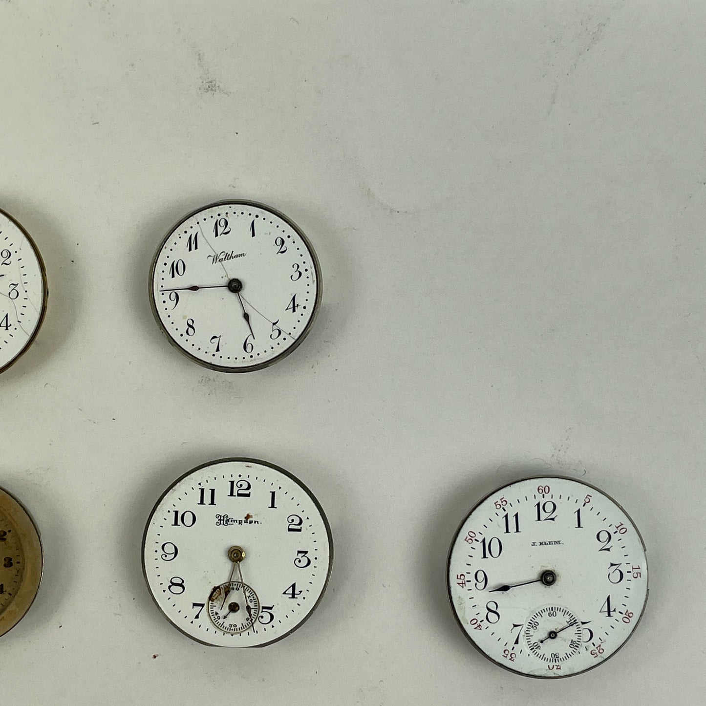 Oct Lot 15- American Lapel Watch Movements