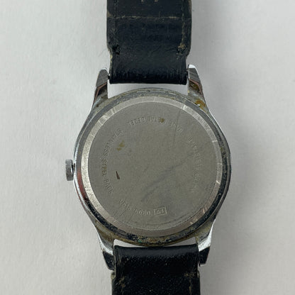 Jan Lot 48- Mickey Mouse Mechanical & Quartz Wristwatches