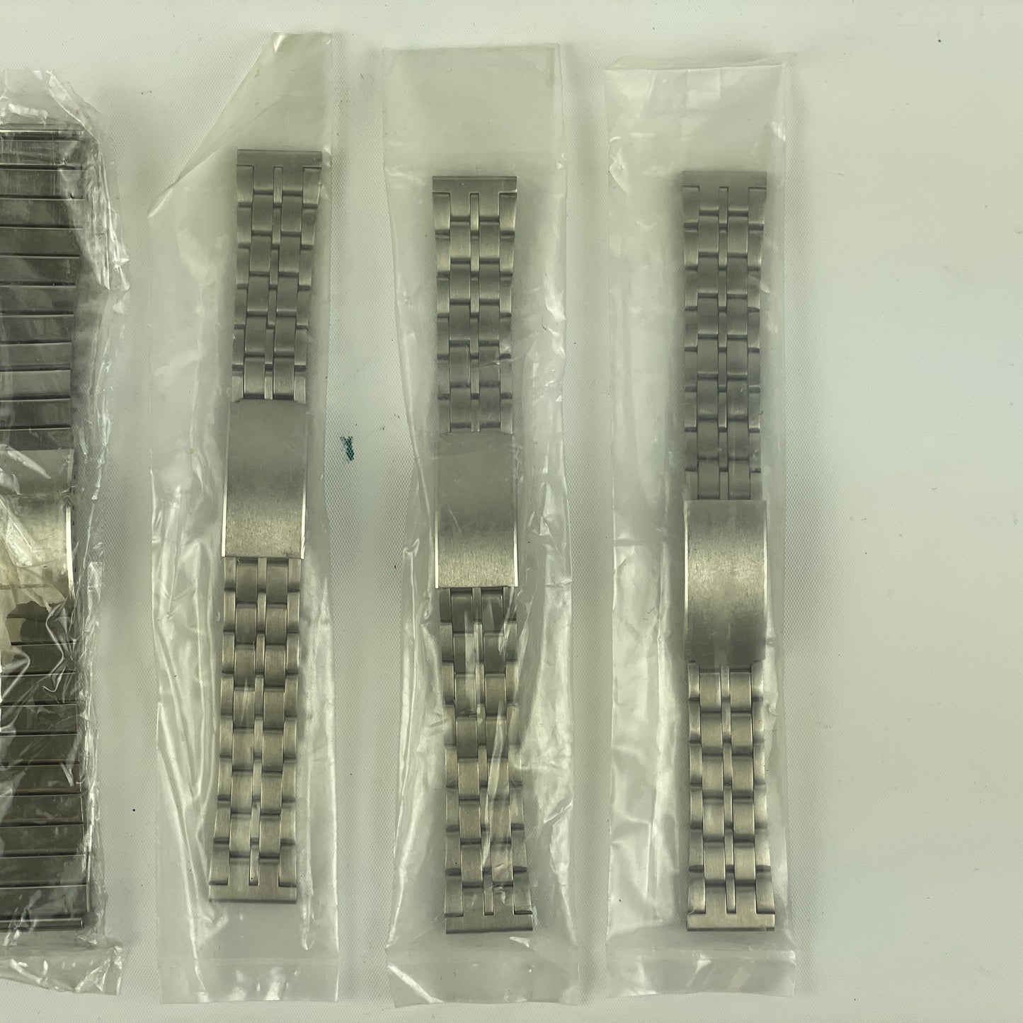 Jan Lot 61- Seven Men's Vintage NOS Metal Wristwatch Bracelets