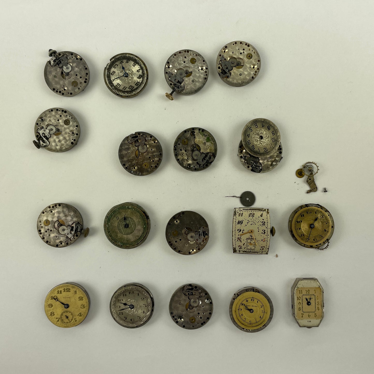 Jan Lot 85- Swiss Vintage Mechanical Wristwatch Movements (14)
