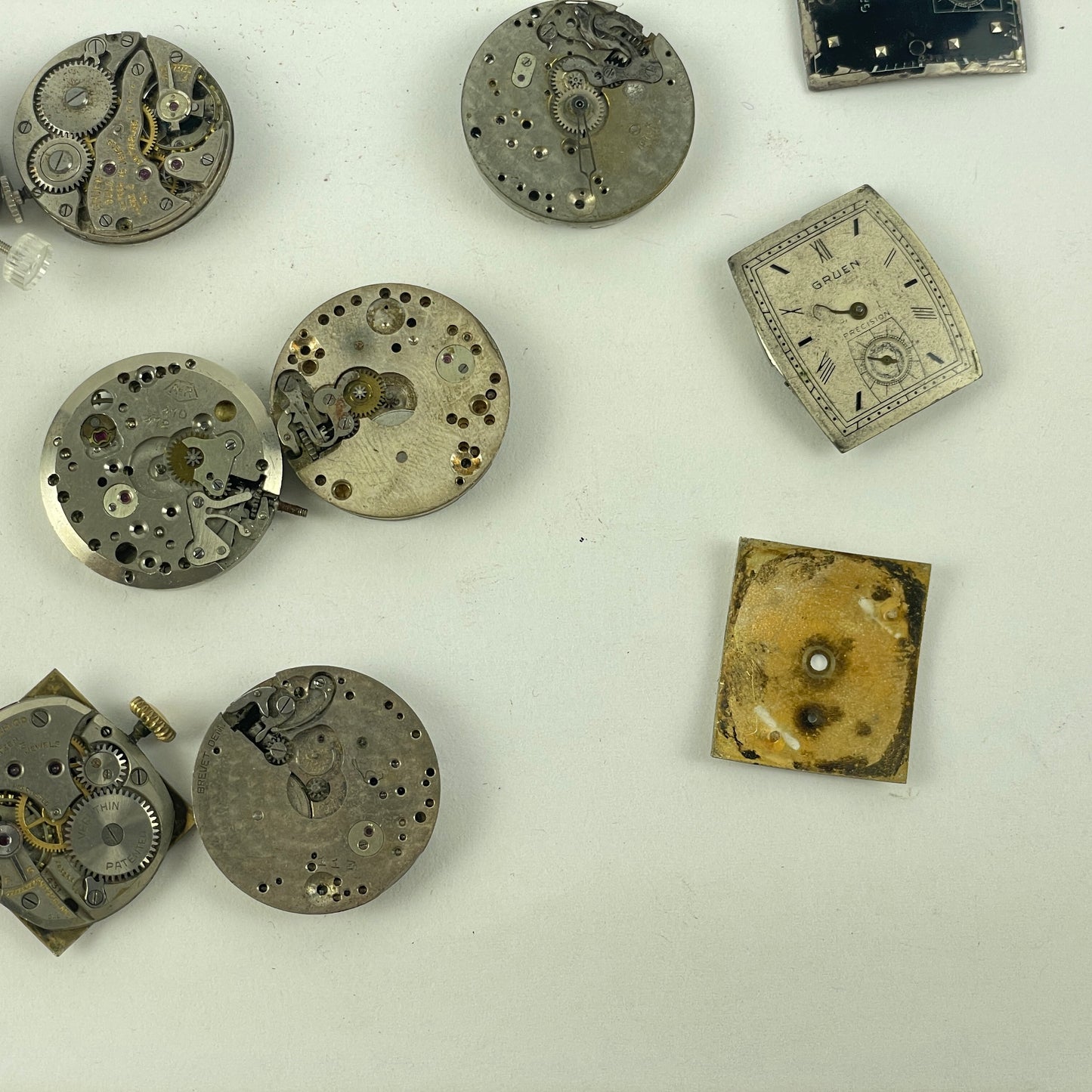 Jan Lot 118- Gruen & Swiss Vintage Mechanical Men’s Wristwatch Movements