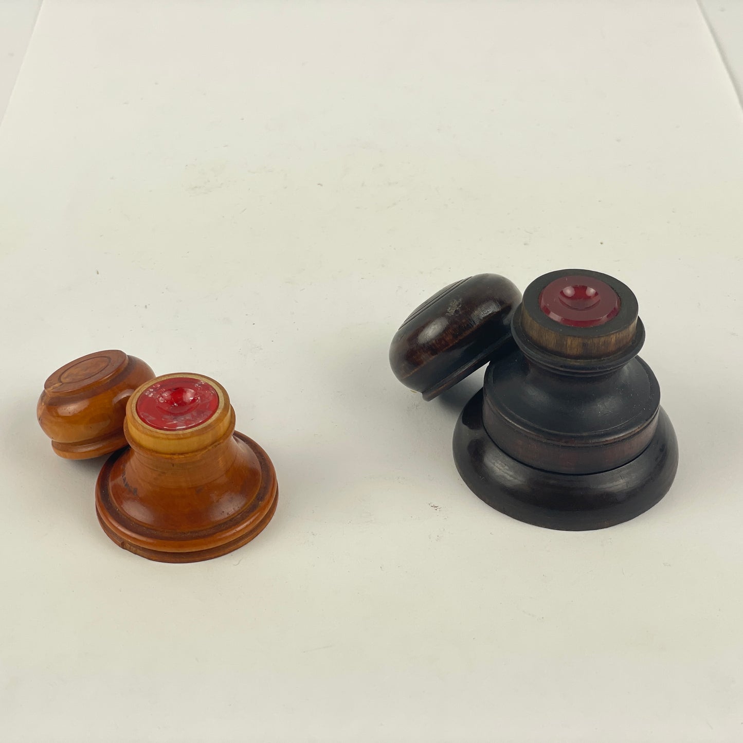 Jan Lot 120- Pair of Watchmaker’s Wood Stand Oil Cups w/ Agate Oil Cup