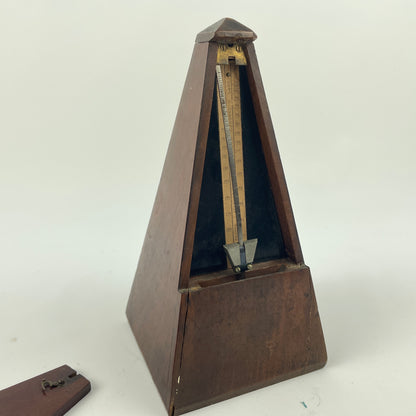 Jan Lot 128- Vintage Mechanical Metronome