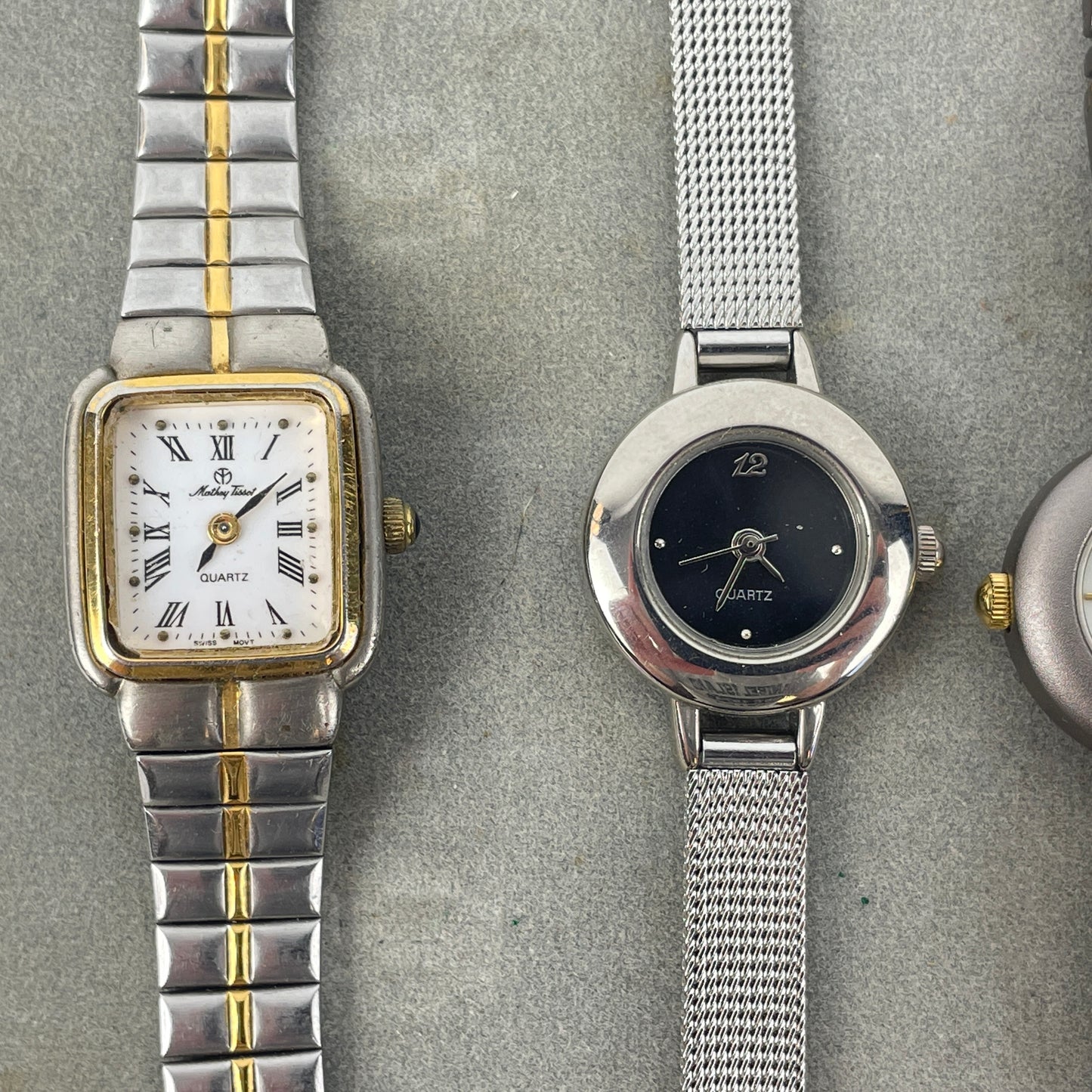 Jan Lot 143- Watchmaker’s Tray of Quartz Wristwatches
