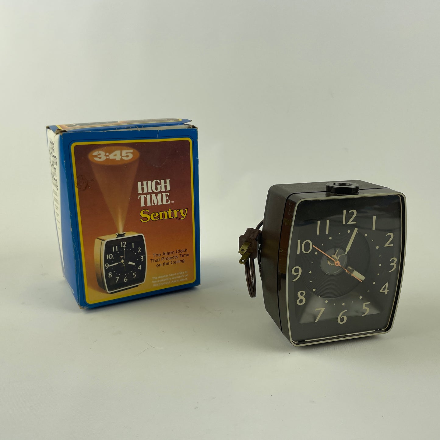Lot 84- Vintage Novelty Clocks