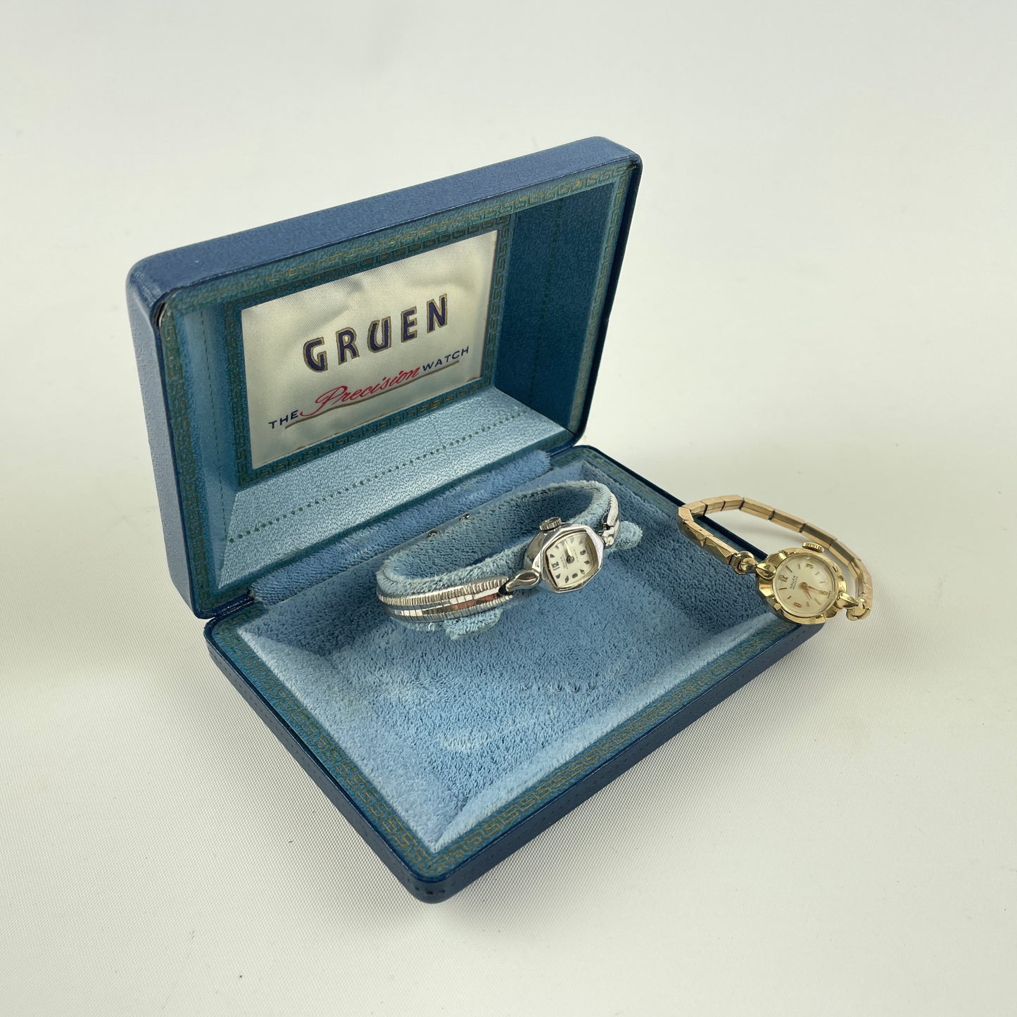 Lot 58- Gruen Ladies Wristwatch Set w/ Box