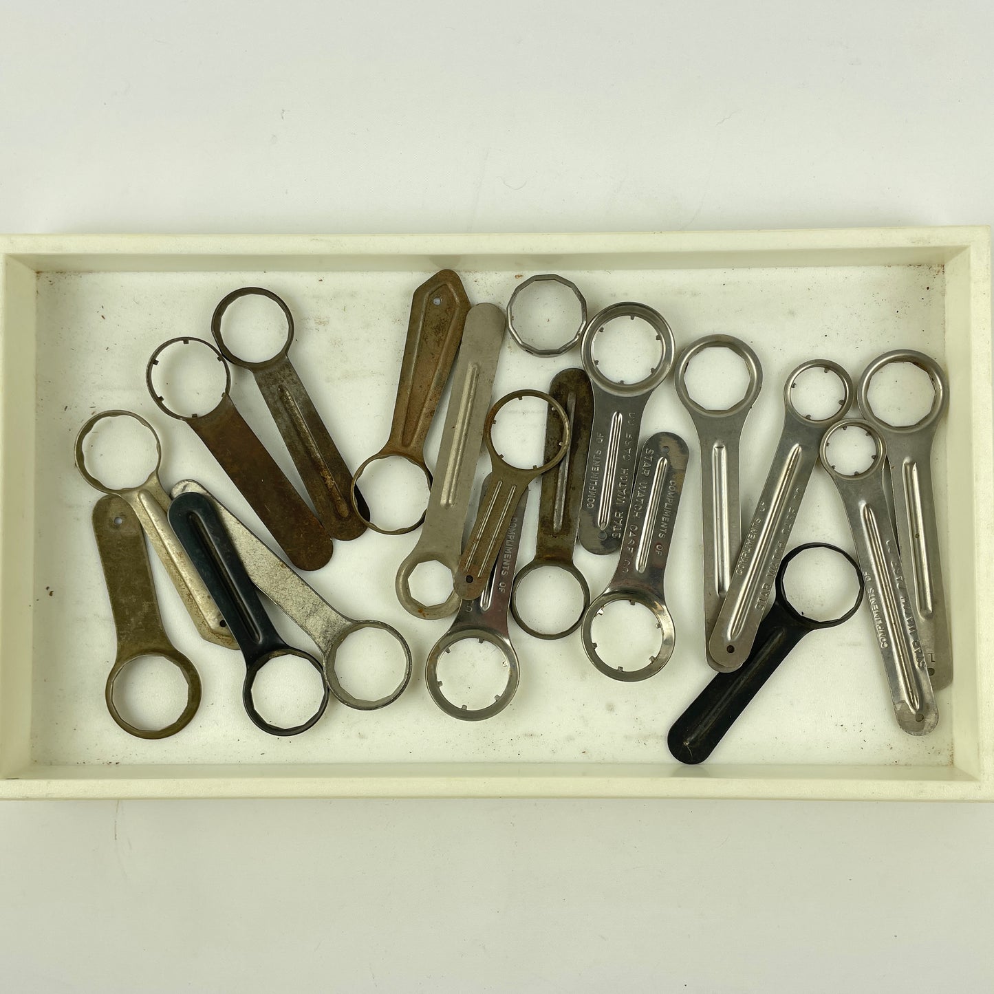 Lot 76- Wristwatch Case Opener Tools (19)