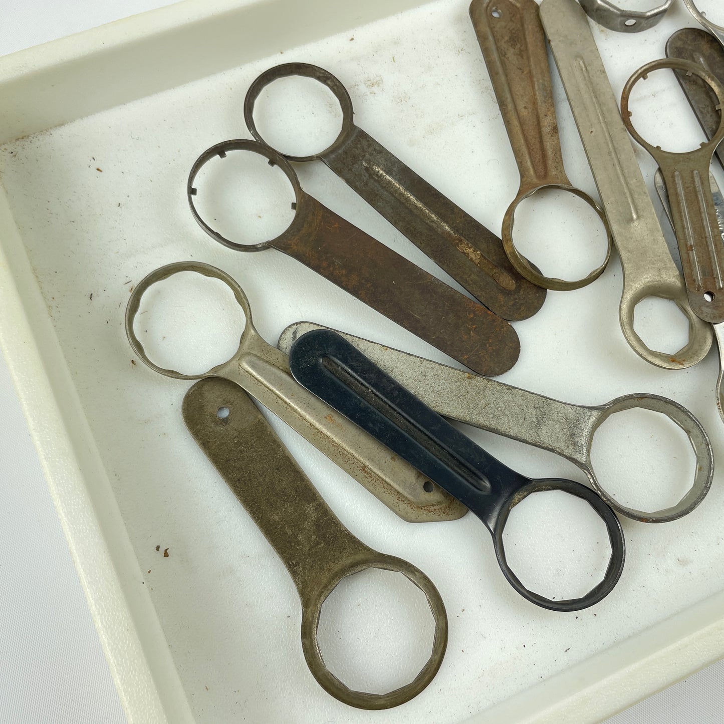 Lot 76- Wristwatch Case Opener Tools (19)