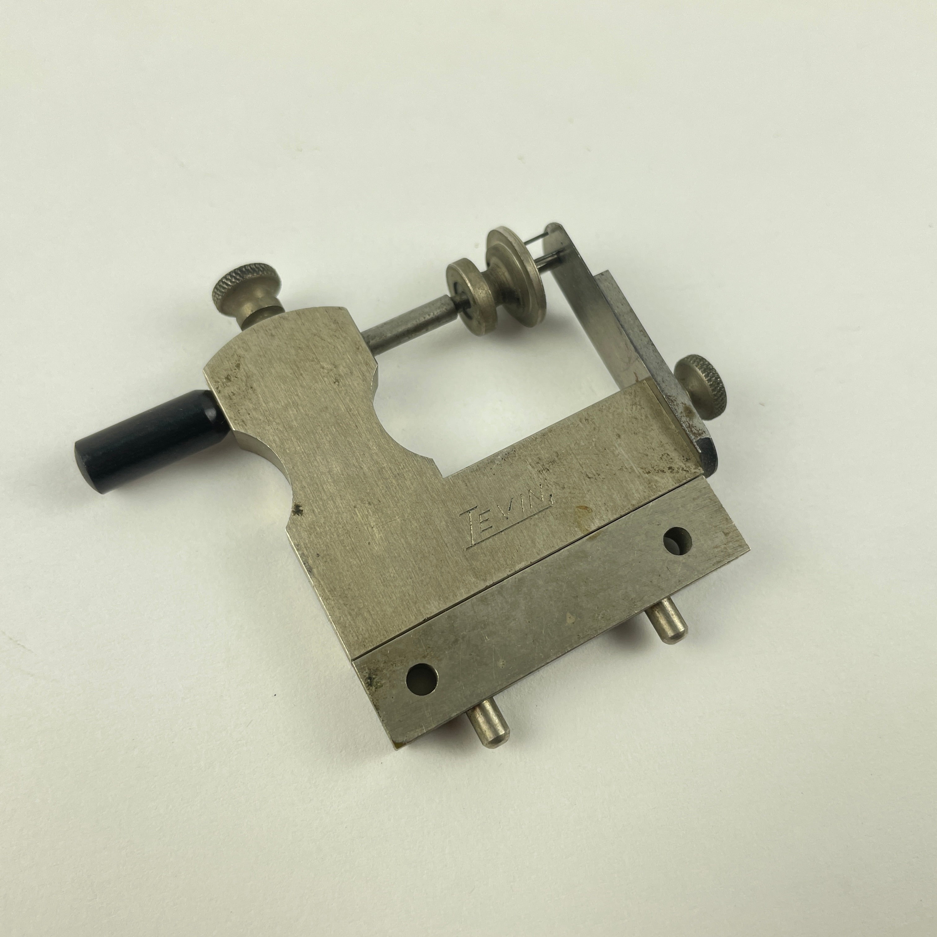 Lot 10- Levin Pivot Polisher – watchpartsrus