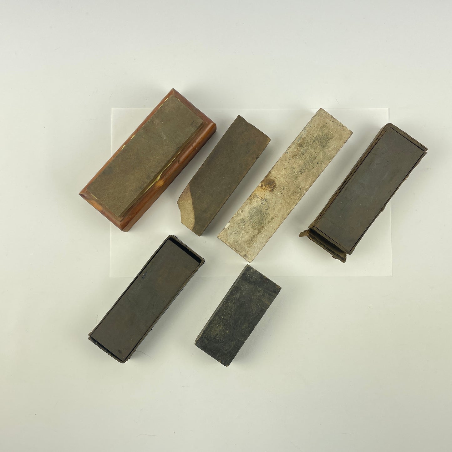 Lot 89- Sharpening Stones (6)