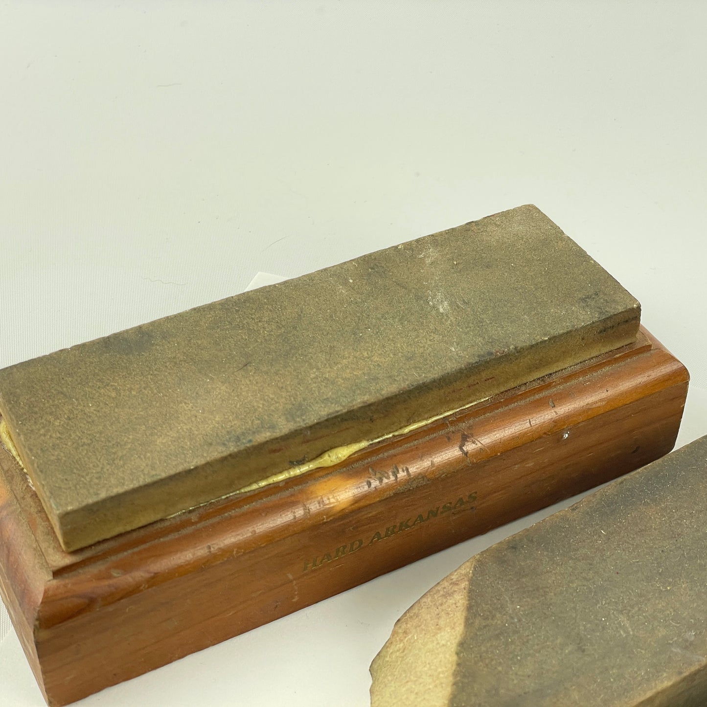 Lot 89- Sharpening Stones (6)