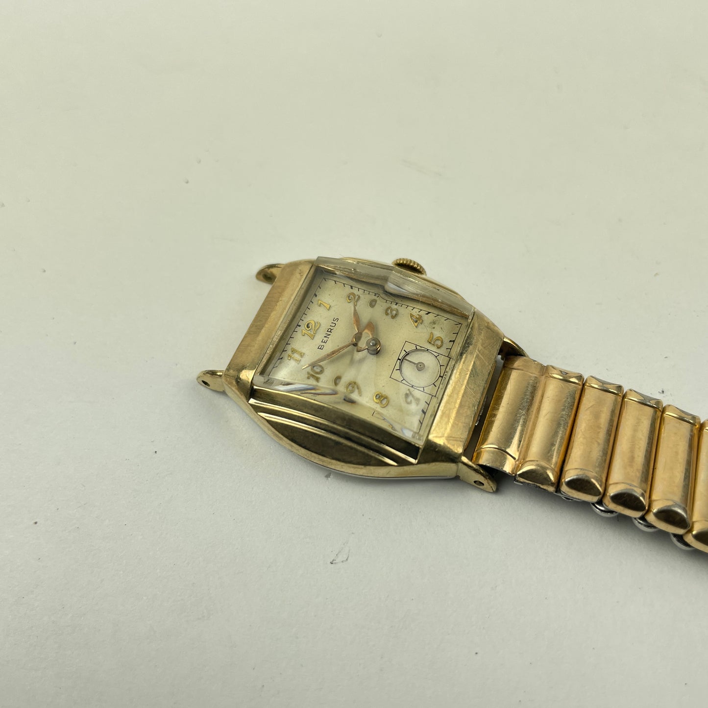 Lot 85- Benrus Men’s 17 Jewel Vintage Mechanical Wristwatch