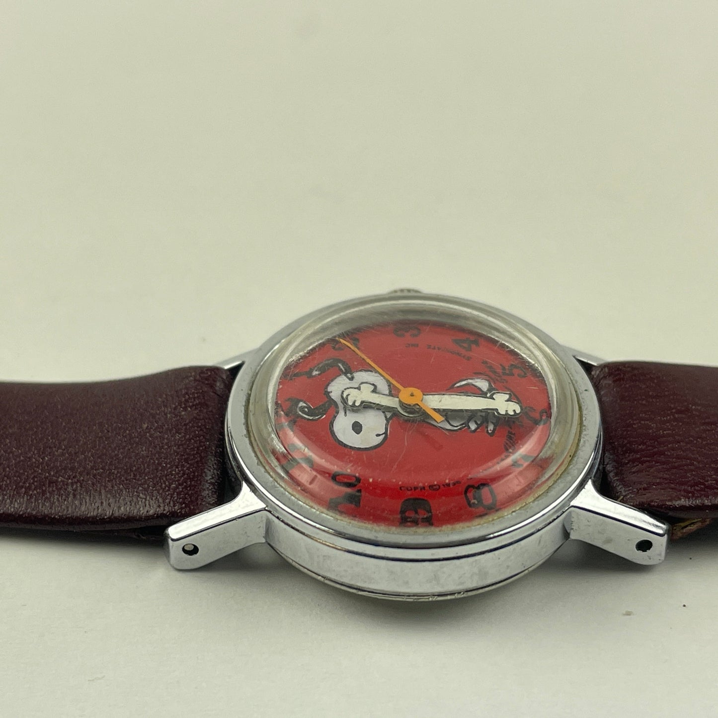 Apr Lot 116- United Features Vintage Mechanical “SNOOPY” Wristwatch