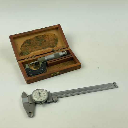 Apr Lot 47- Watchmaker’s Boxed Micrometer & 0.001 Handheld Calipers