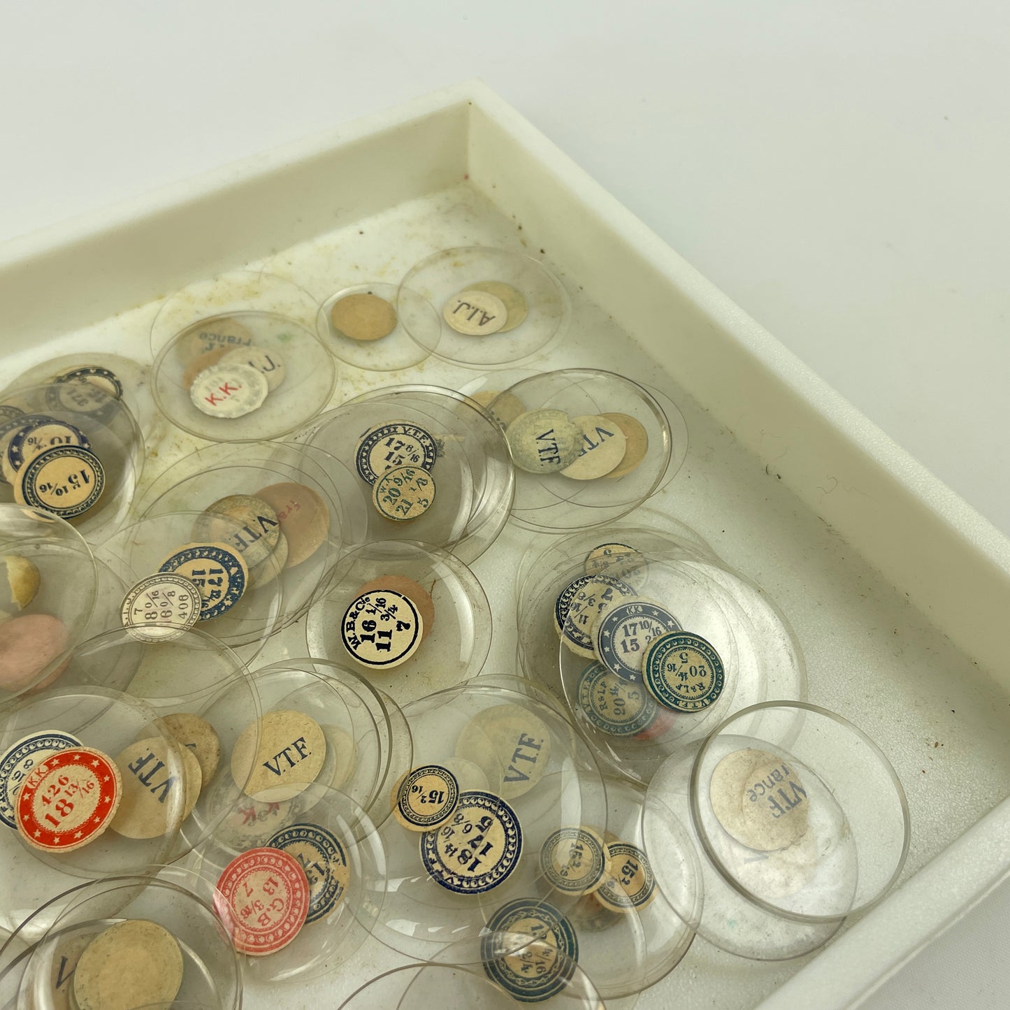 Apr Lot 127- Assortment of 200 Pocket Watch Glass Crystals